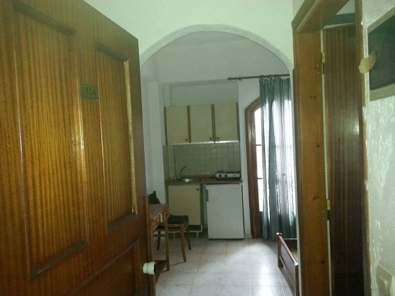 Irene Apartments Малиа Екстериор снимка